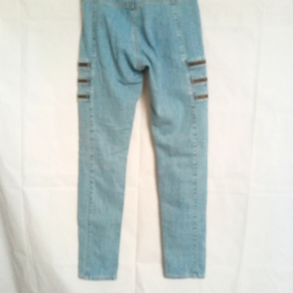 Carmar Skinny Jeans Zippers Light Wash - Picture 6 of 7